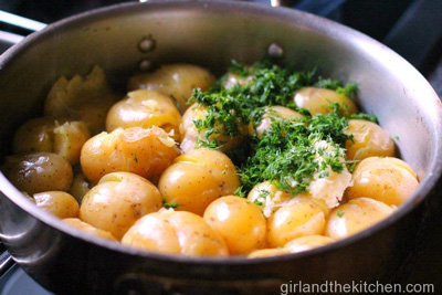 Garlic and Dill Pan-Roasted Taters photo 1